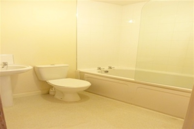  Image of 5 bedroom Detached house to rent in Riccarton Road Kilmarnock KA1 at Hurlford East Ayrshire East Ayrshire, KA1 5GA