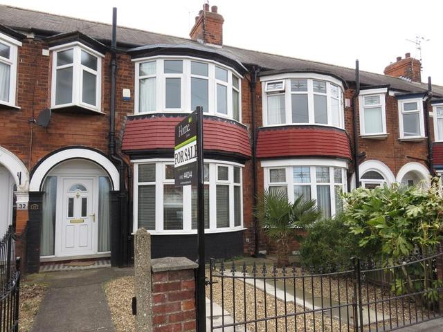  Image of 3 bedroom Detached house for sale in Kenilworth Avenue Hull HU5 at HULL, HU5 4BH