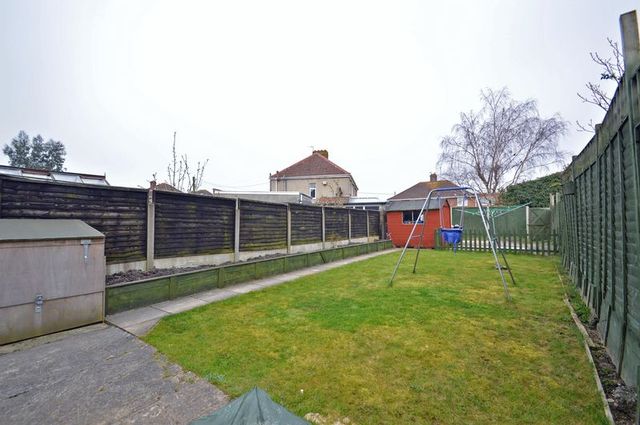  Image of 3 bedroom Terraced house for sale in Kenn Road Clevedon BS21 at Kenn Road  Clevedon, BS21 6HE
