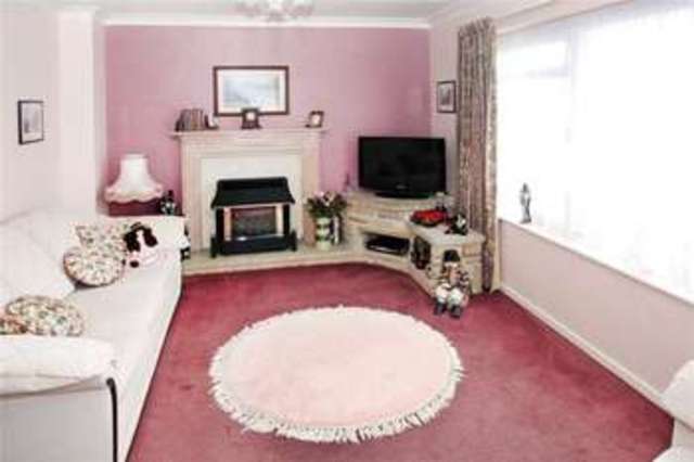  Image of 3 bedroom Detached house for sale in Ketch Road Littlehampton BN17 at Littlehampton Littlehampton, BN17 6RE