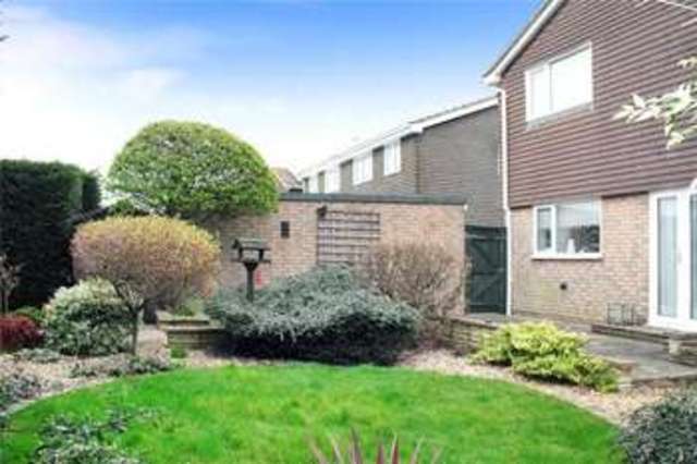  Image of 3 bedroom Detached house for sale in Ketch Road Littlehampton BN17 at Littlehampton Littlehampton, BN17 6RE