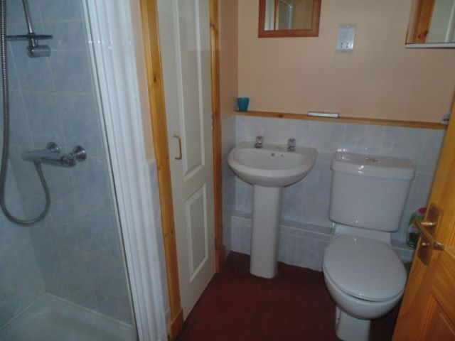  Image of 2 bedroom Cottage to rent in Kilbarchan Road Bridge of Weir PA11 at Bridge of Weir Bridge of Weir Renfrewshire, PA11 3RN