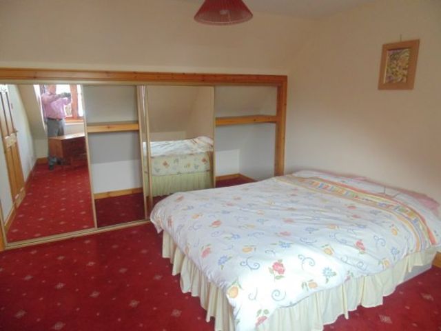  Image of 2 bedroom Cottage to rent in Kilbarchan Road Bridge of Weir PA11 at Bridge of Weir Bridge of Weir Renfrewshire, PA11 3RN