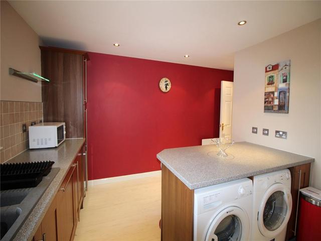  Image of 2 bedroom Flat to rent in Mary Elmslie Court King Street Aberdeen AB24 at City Centre Aberdeen Aberdeen, AB24 5BS