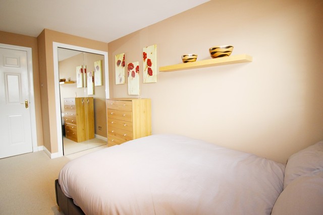  Image of 2 bedroom Flat to rent in Mary Elmslie Court King Street Aberdeen AB24 at City Centre Aberdeen Aberdeen, AB24 5BS