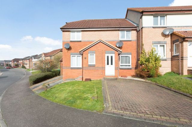  Image of 2 bedroom Terraced house for sale in Kinnaird Place Dunfermline KY12 at Kinnaird Place  Dunfermline, KY12 0XL
