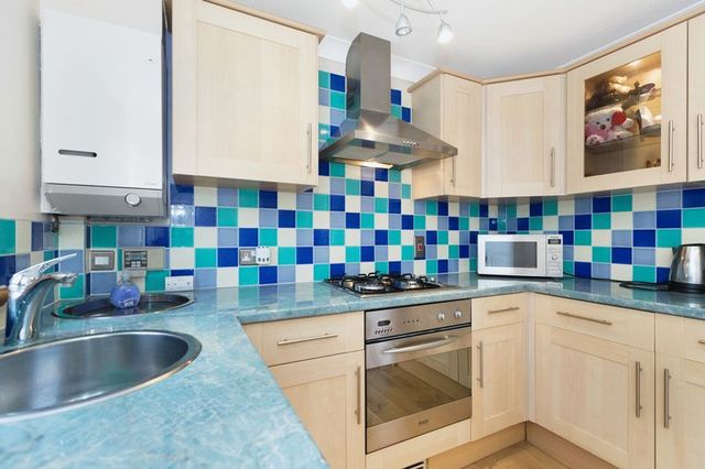  Image of 2 bedroom Terraced house for sale in Kinnaird Place Dunfermline KY12 at Kinnaird Place  Dunfermline, KY12 0XL