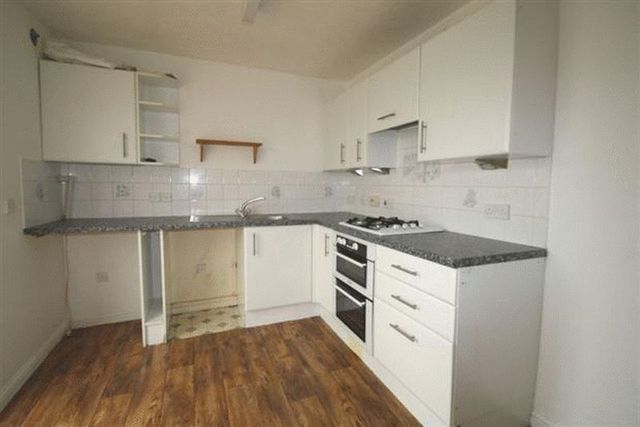  Image of 2 bedroom Semi-Detached house to rent in Kintyre Close Torquay TQ2 at Kintyre Close The Willows Torquay, TQ2 7BQ