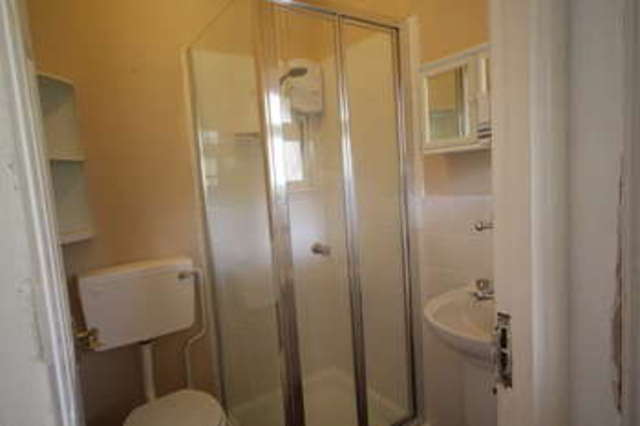  Image of 1 bedroom Flat to rent in Kneesworth Street Royston SG8 at Royston Hertfordshire, SG8 5AH
