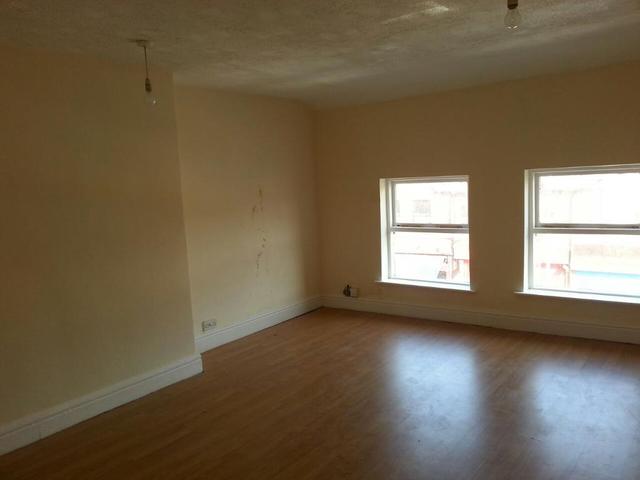  Image of 2 bedroom Flat to rent in Knowsley Road Bootle L20 at Bootle, L20 4NR