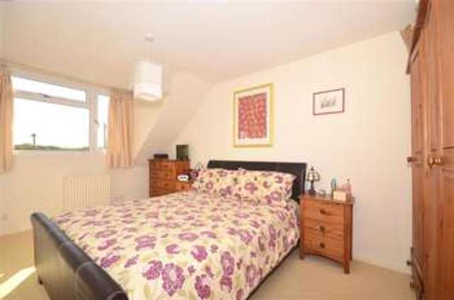  Image of 4 bedroom Detached house for sale in Laburnum Grove Hayling Island PO11 at Hayling Island Hampshire Hayling Island, PO11 9DR