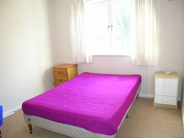  Image of 2 bedroom Flat to rent in Langton Road Edinburgh EH9 at Newington Edinburgh Edinburgh, EH9 3BN