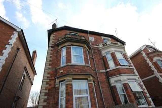 Image of 1 bedroom Flat to rent in Bromyard Road Worcester WR2 at 94 Bromyard Road St Johns Worcester, WR2 5DJ