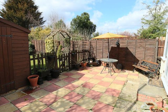  Image of 3 bedroom Detached house for sale in Laurel Road Lowestoft NR33 at Laurel Road  Lowestoft, NR33 0NG