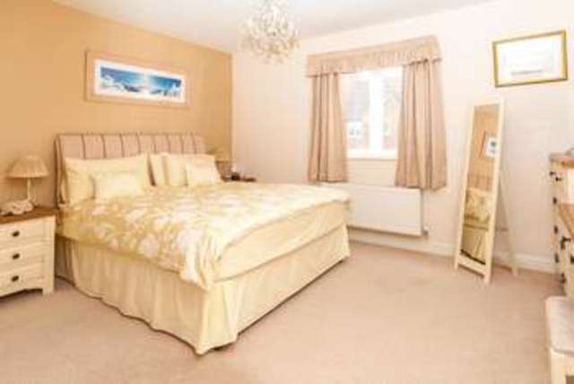  Image of 4 bedroom Detached house for sale in Lea Drive Loughborough LE11 at Loughborough, LE11 2GY