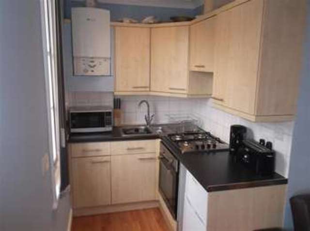  Image of 2 bedroom Apartment for sale in Lesbourne Road Reigate RH2 at Reigate Surrey Reigate, RH2 7JP