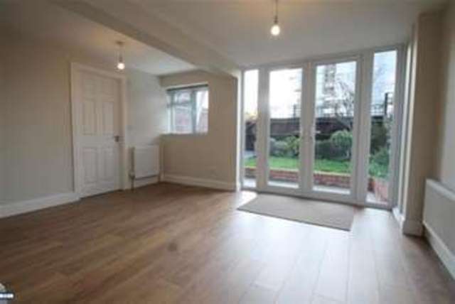  Image of 3 bedroom Detached house to rent in Lila Place Swanley BR8 at Swanley, BR8 8JB