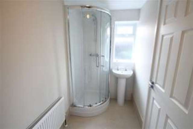  Image of 3 bedroom Detached house to rent in Lila Place Swanley BR8 at Swanley, BR8 8JB
