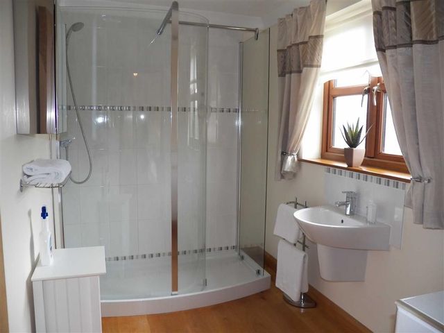  Image of 5 bedroom Property for sale in Llys Bryn Gwyrdd Five Roads Llanelli SA15 at Llys Bryn Gwyrdd Llanelli Llanelli, SA15 5DY