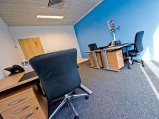  Image of Detached house to rent in London Road Barking IG11 at London Road  Barking, IG11 8BB