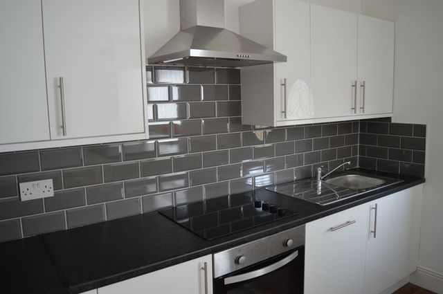 Image of 3 bedroom Detached house to rent in Longfield Terrace Walker Newcastle upon Tyne NE6 at Longfield Terrace  Newcastle Upon Tyne, NE6 3EH