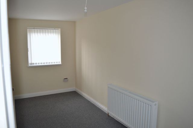  Image of 3 bedroom Detached house to rent in Longfield Terrace Walker Newcastle upon Tyne NE6 at Longfield Terrace  Newcastle Upon Tyne, NE6 3EH