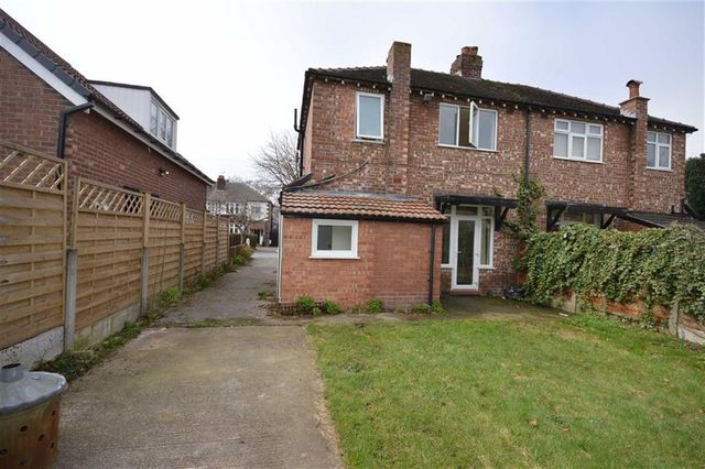  Image of 3 bedroom Property for sale in Lorna Road Cheadle Hulme Cheadle SK8 at Lorna Road Cheadle Cheadle, SK8 5BJ