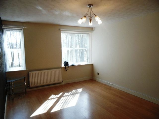  Image of 1 bedroom Flat to rent in Lumley Close Washington NE38 at Lumley Close oxclose Washington, NE38 0HZ