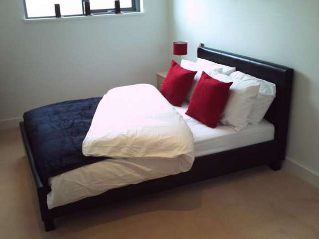  Image of 2 bedroom Apartment to rent in Pollard Street Manchester M4 at Malta Street Albion Works Manchester, M4 7AN