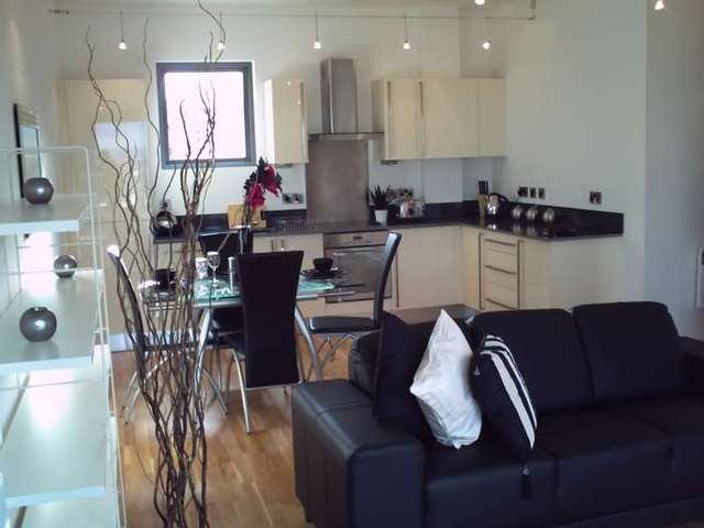  Image of 2 bedroom Apartment to rent in Pollard Street Manchester M4 at Malta Street Albion Works Manchester, M4 7AN