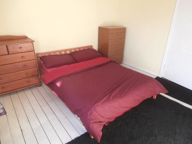  Image of 1 bedroom Flat to rent in Mansefield Court Bathgate EH48 at Bathgate West Lothian West Lothian, EH48 4HE
