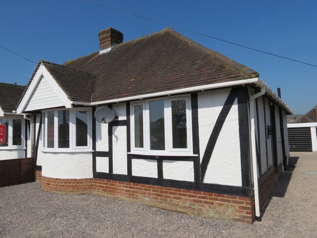  Image of 2 bedroom Detached house for sale in Marlborough Grove Fareham PO16 at Marlborough Grove Portchester Fareham, PO16 9RU