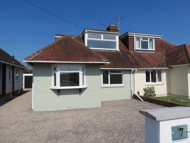  Image of 3 bedroom Detached house for sale in Marlborough Grove Fareham PO16 at Marlborough Grove Portchester Fareham, PO16 9RU
