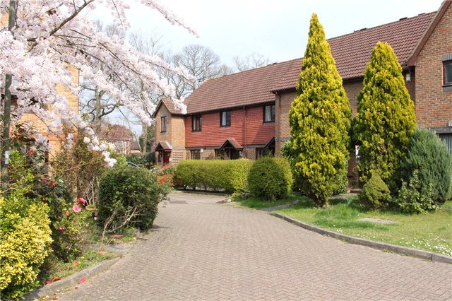  Image of 2 bedroom Detached house for sale in Martinsyde Woking GU22 at Woking  Pyrford, GU22 8HT