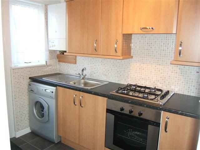  Image of 3 bedroom Terraced house to rent in Maryfield Park Mid Calder Livingston EH53 at Mid Calder West Lothian West Lothian, EH53 0SD