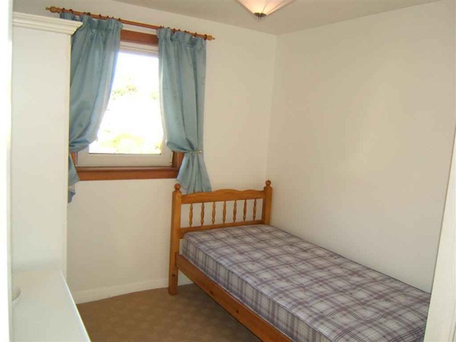  Image of 3 bedroom Terraced house to rent in Maryfield Park Mid Calder Livingston EH53 at Mid Calder West Lothian West Lothian, EH53 0SD