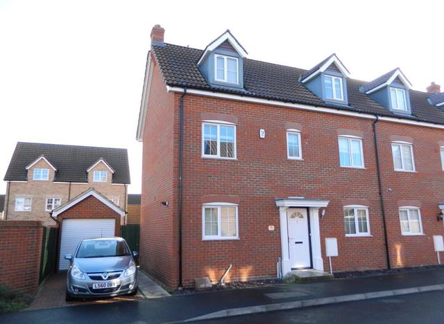  Image of 5 bedroom Semi-Detached house for sale in Maskell Drive Bedford MK41 at Bedford, MK41 0GN