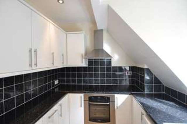 Image of 2 bedroom Apartment to rent in Mearse Lane Barnt Green Birmingham B45 at Mearse Lane Barnt Green BIRMINGHAM, B45 8HN