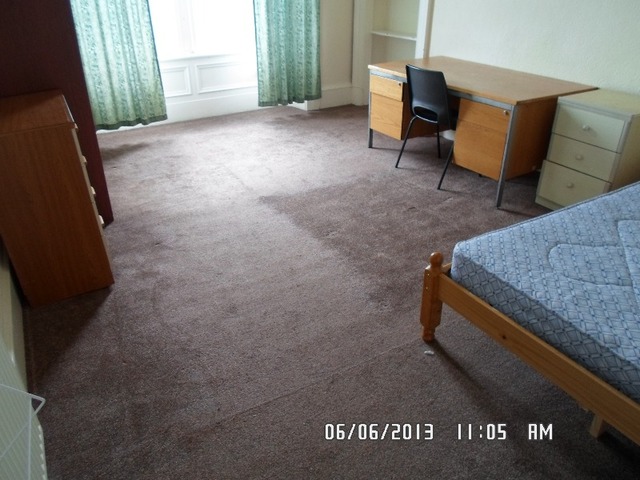  Image of 5 bedroom Flat to rent in Merchiston Avenue Edinburgh EH10 at Merchiston Edinburgh Edinburgh, EH10 4NZ