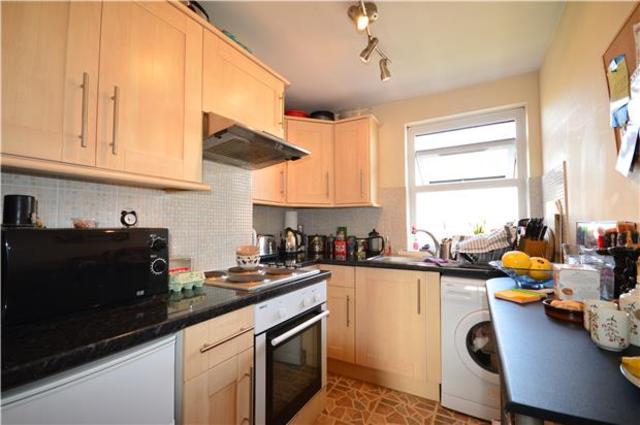  Image of 1 bedroom Flat to rent in Merton Road London SW18 at Wandsworth, SW18 5SW