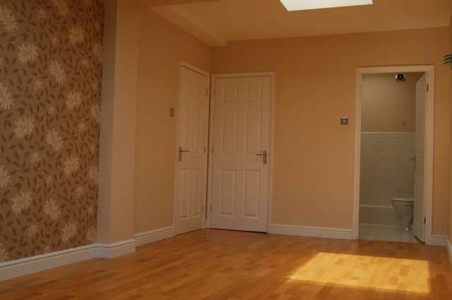  Image of 1 bedroom Flat to rent in Middle Way Chinnor OX39 at Middle Way  Chinnor, OX39 4TP