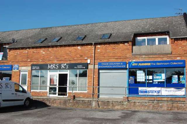  Image of 1 bedroom Flat to rent in Middle Way Chinnor OX39 at Middle Way  Chinnor, OX39 4TP