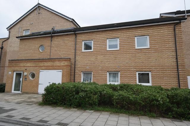  Image of 1 bedroom Flat for sale in Miles Drive London SE28 at Miles Drive  West Thamesmead, SE28 0JA