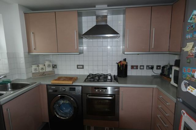  Image of 1 bedroom Flat for sale in Miles Drive London SE28 at Miles Drive  West Thamesmead, SE28 0JA