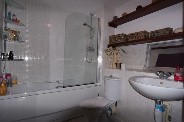  Image of 1 bedroom Flat for sale in Miles Drive London SE28 at Miles Drive  West Thamesmead, SE28 0JA
