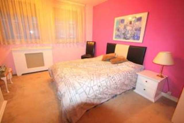  Image of 1 bedroom House Share to rent in Queen Anne Street London W1G at Queen Anne Street,  London, W1G 9HN