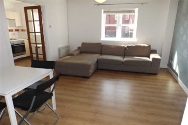  Image of 1 bedroom Flat to rent in Millroad Street Glasgow G40 at Calton Glasgow Glasgow, G40 2JY