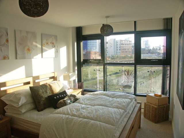  Image of 2 bedroom Apartment to rent in Mirabel Street Manchester M3 at Mirabel Street  Manchester, M3 1NG