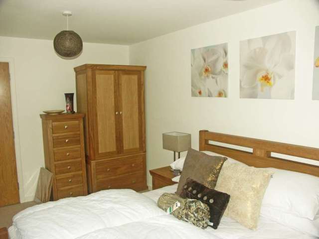  Image of 2 bedroom Apartment to rent in Mirabel Street Manchester M3 at Mirabel Street  Manchester, M3 1NG