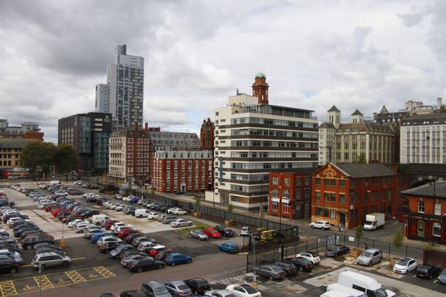  Image of 1 bedroom Apartment to rent in Princess Street Manchester M1 at 136 Princess Street  Manchester City, M1 7AF